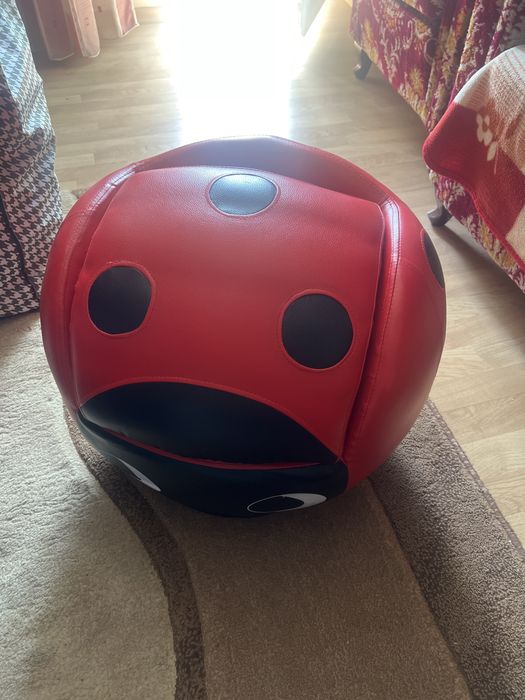 Fotoliu gărgăriță pentru copii