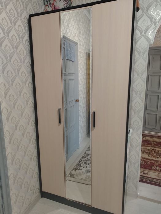 Шкаф сатылады 2 штук
