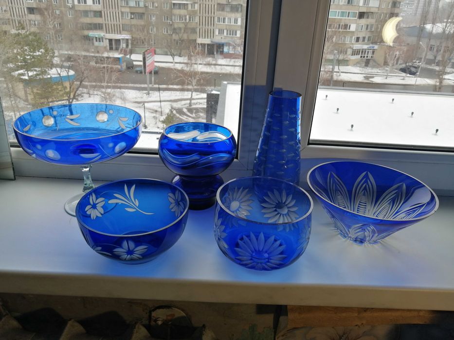 Вазочки для стола стеклянные.