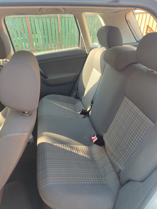 Vând Volkswagen Polo 1.2 benzina anul 2006