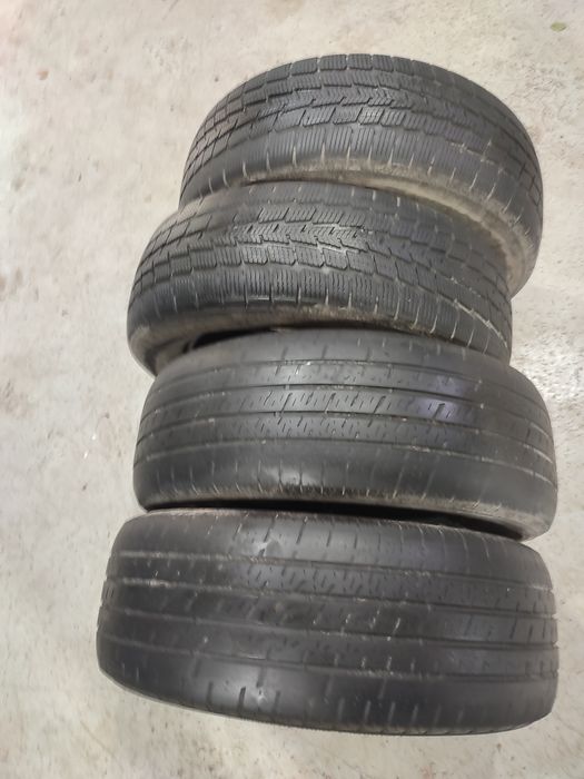 Продам комплект резины 225/60/18
