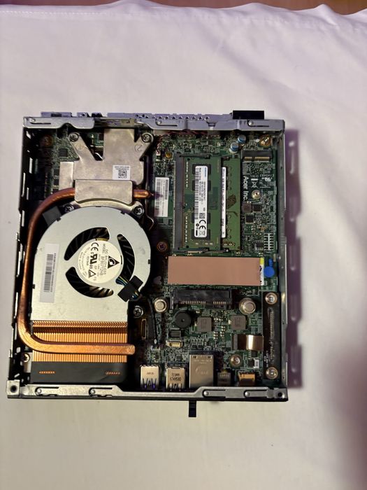 Mini PC Acer i3 12GB RAM