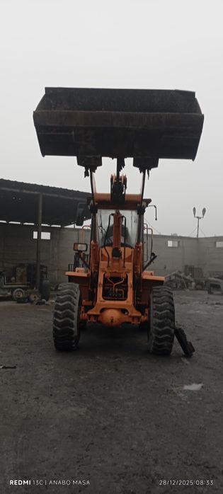 Pogruzchik qattiq ishlamagan