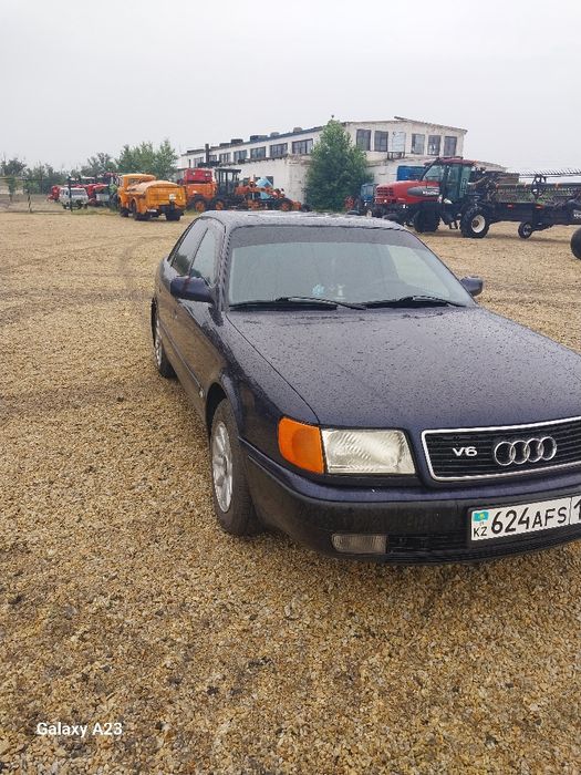 Продам ауди 100 с4