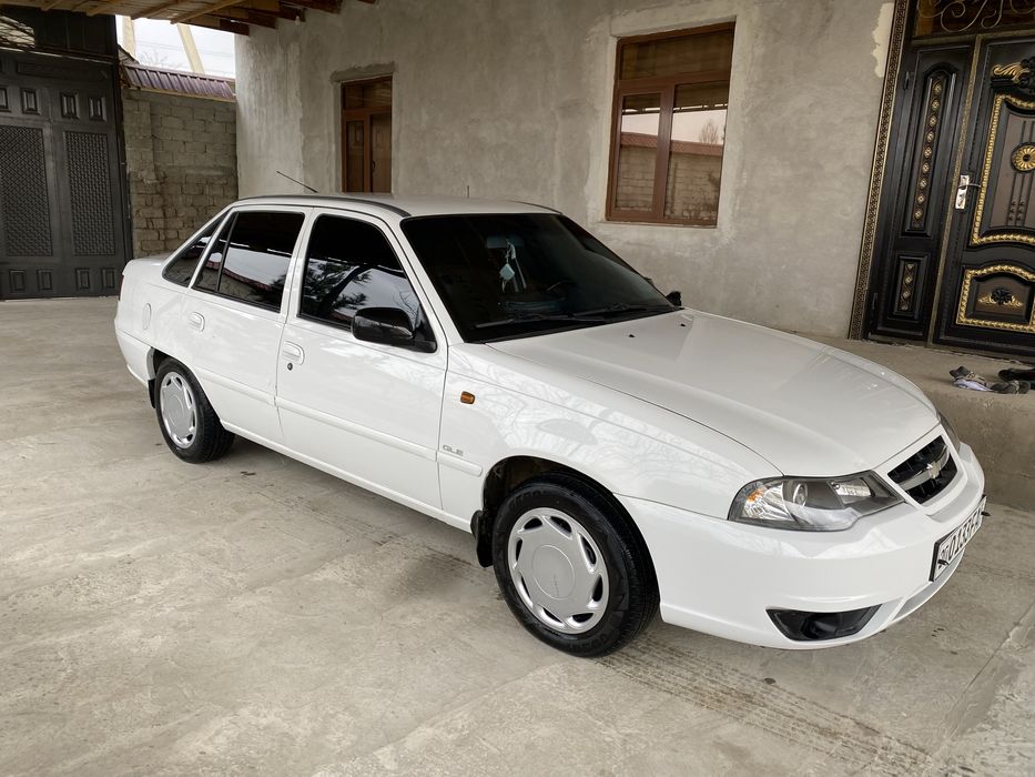 Nexia 2  baraka topadi olgan odam mazza qilib miniladi xolati yaxshi..