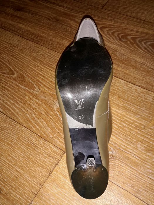 Обувь. Туфли. Бренд LV