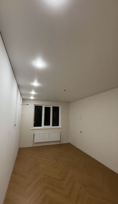 натижной потолок