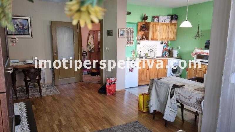 Продава се Тристаен апартамент в Пловдив, Център - 100 кв.м за 1900 €/кв.м - Снимка #3