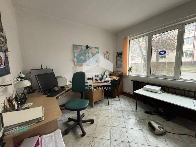 Продава се Промишлена сграда в Димитровград - 833 кв.м за 721 €/кв.м - Снимка #7