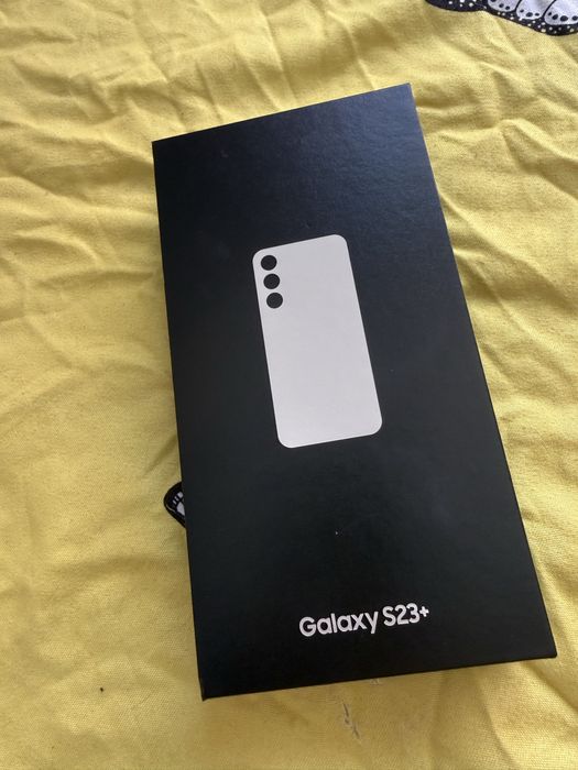 Samsung S23+.