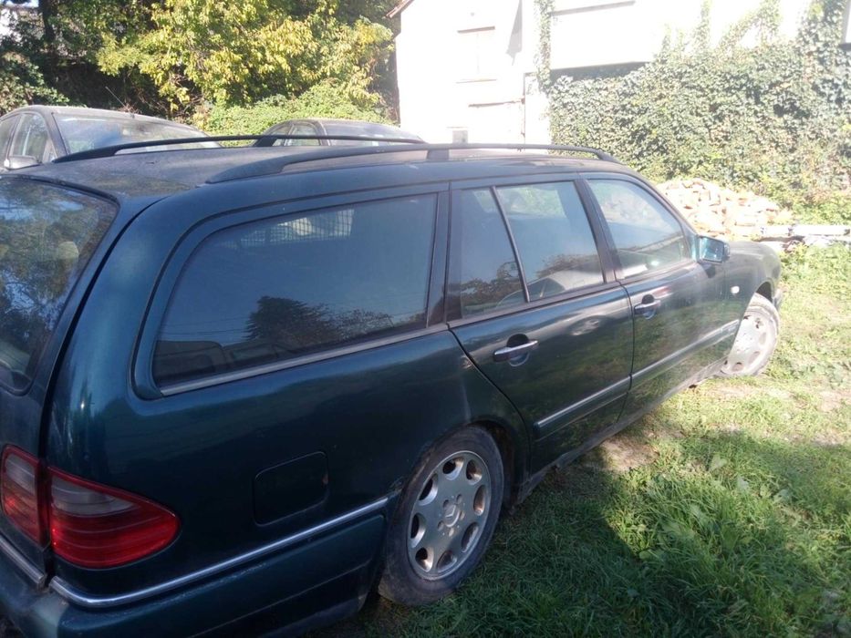 Mercedes-Benz E 290 E290Tdi