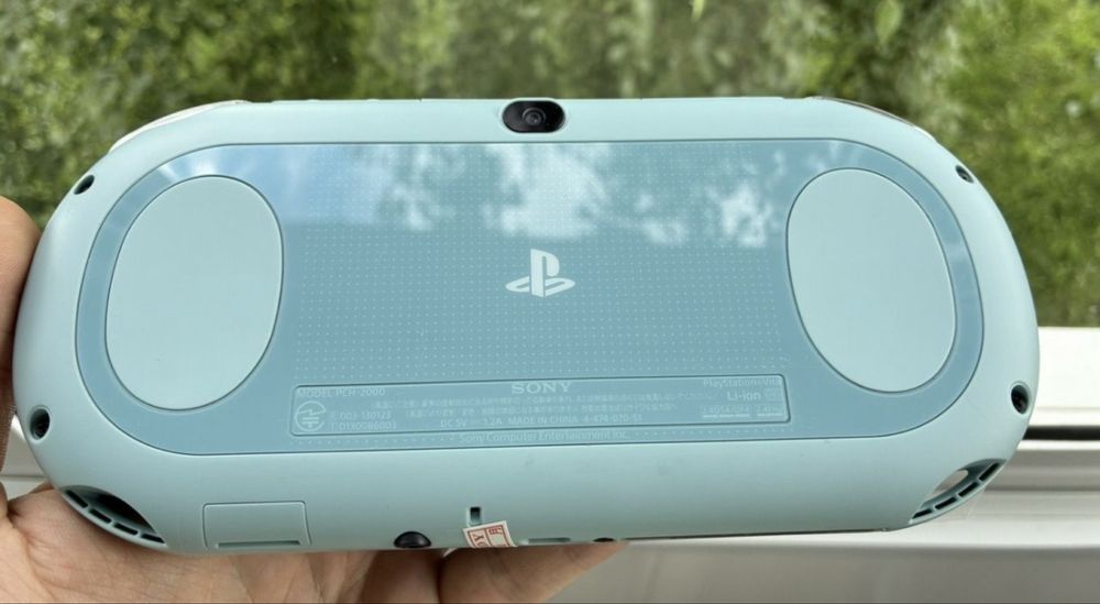 Psp vita с играми