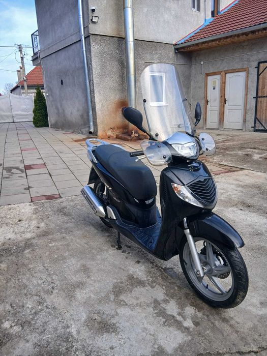 Scuter Honda SH 150