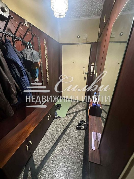 Продава се Двустаен апартамент в Шумен, Добруджански - 60 кв.м за 1148 €/кв.м - Снимка #8