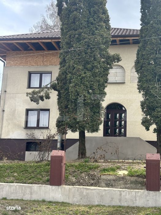 Casa si teren la strada asfaltata in Vatra Dornei