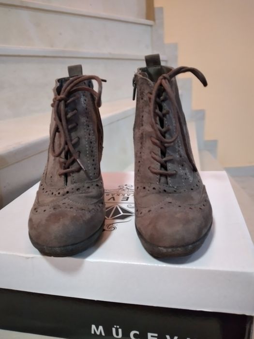 Велурени  сиви боти