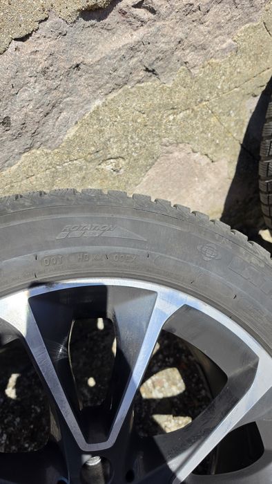 Оригинални 19" джанти за BMW с зимни гуми Michelin (255/50/19)