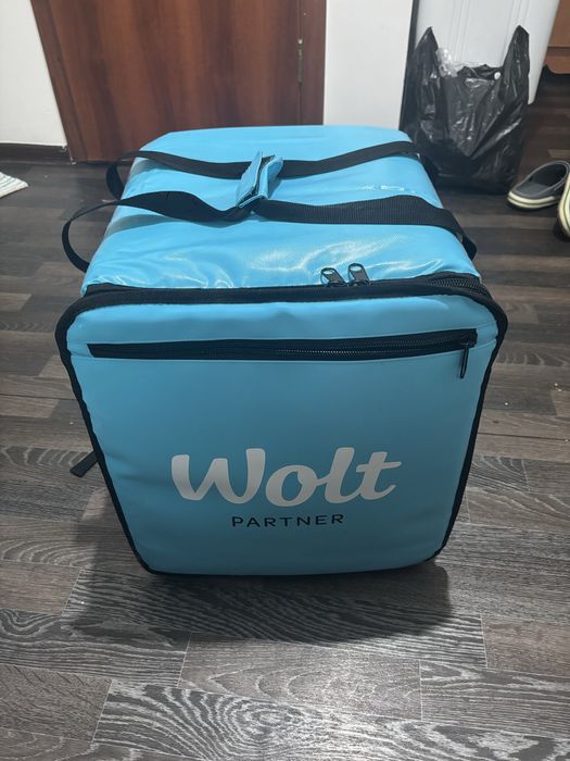 Тeрмокоробка продам Wolt