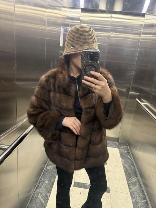 Продам шубу соболь (соболя)