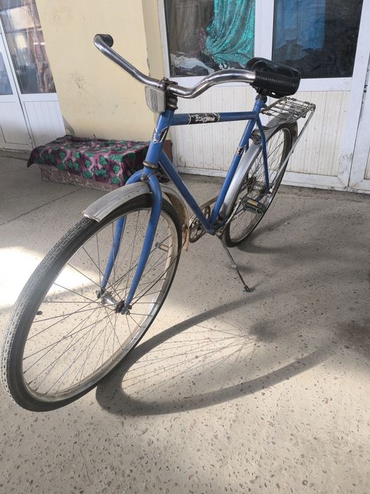 Ural velosiped sotiladi