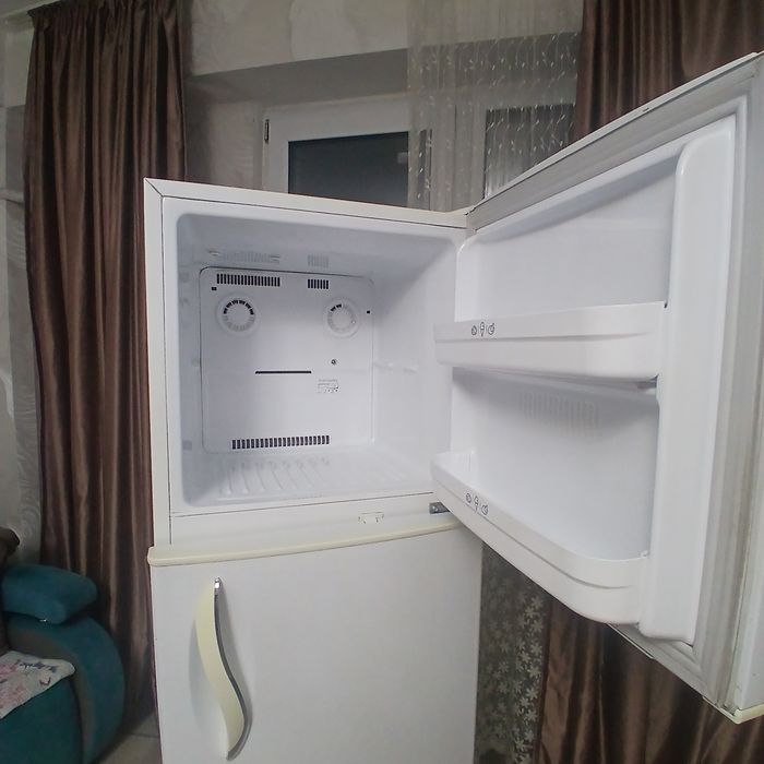 Продам холодильник LG
