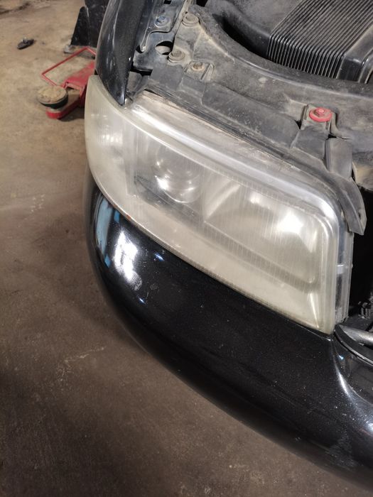 Far stinga deapta audi a4b6