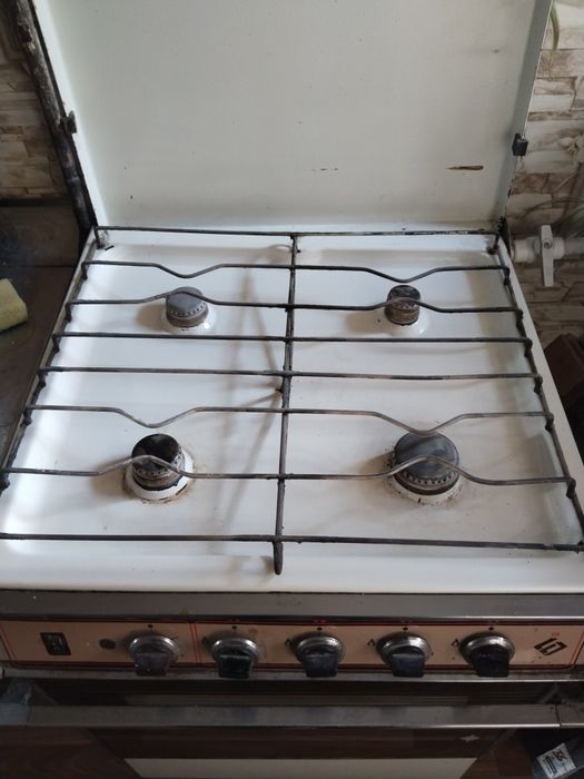 Продается газ плита Брест