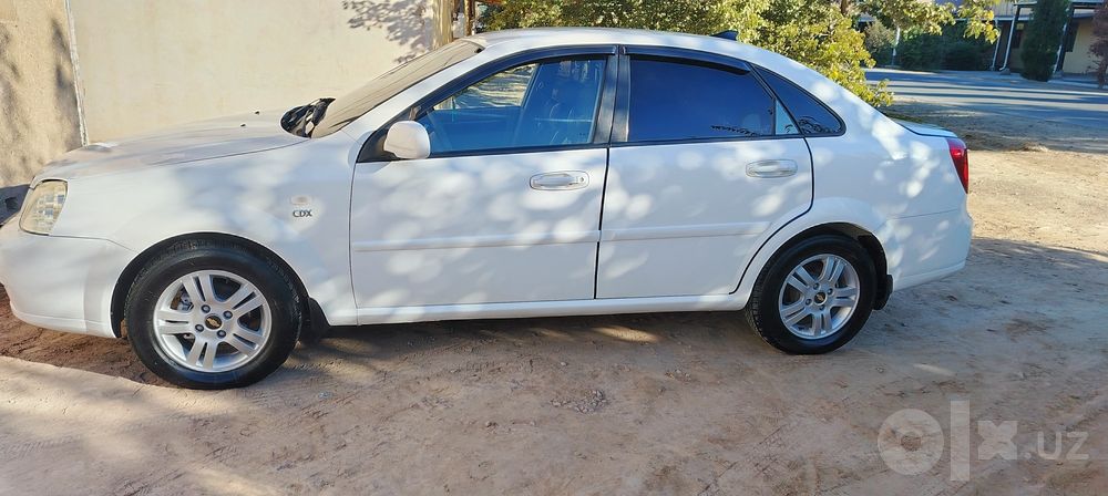 Lasetti 1.8 2011