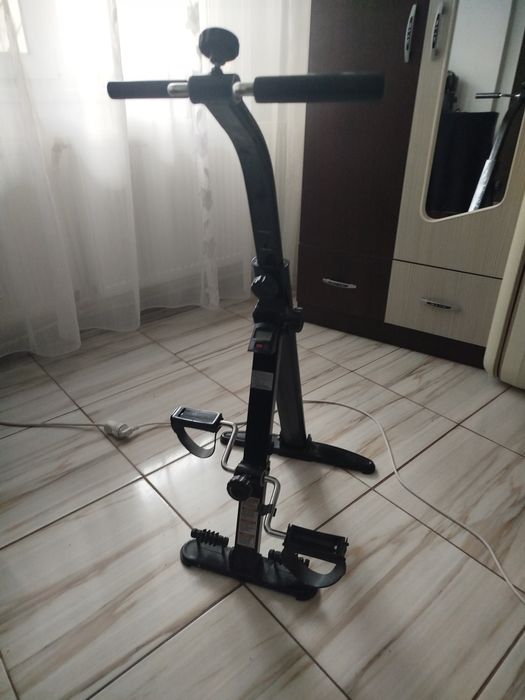 Bicicleta Vitarid-r pentru mobilitatea picioarelor.