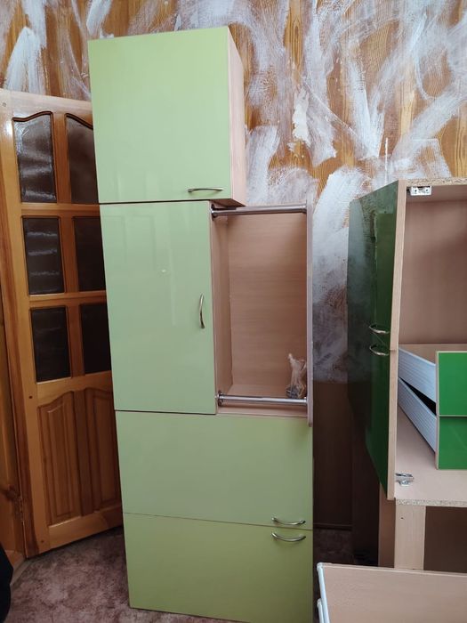 Продам  кухонный гарнитур