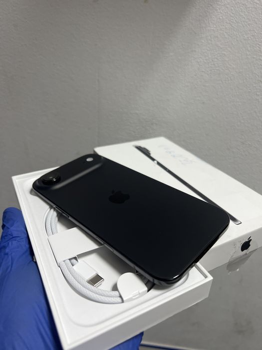 Iphone 17 Air 256gb Black ..