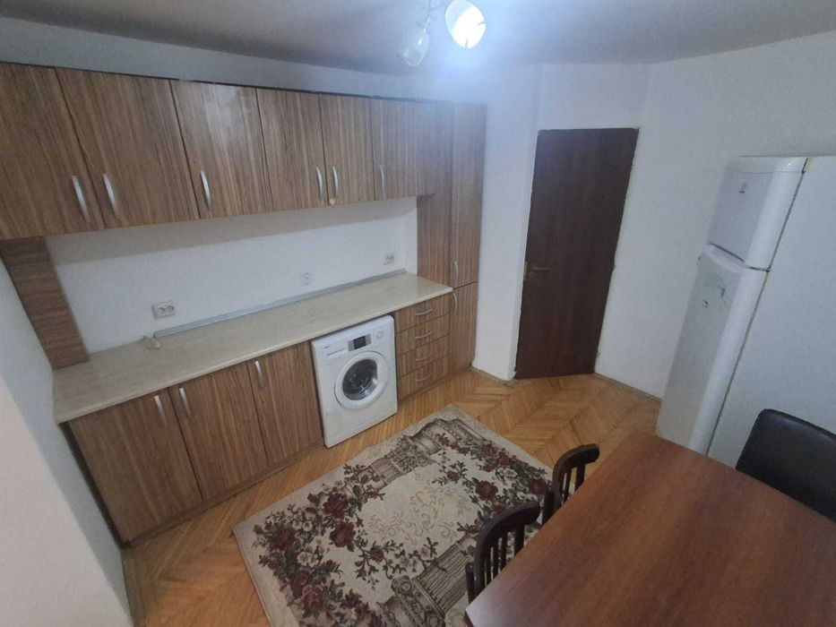 Inchiriez apartament 2 camere