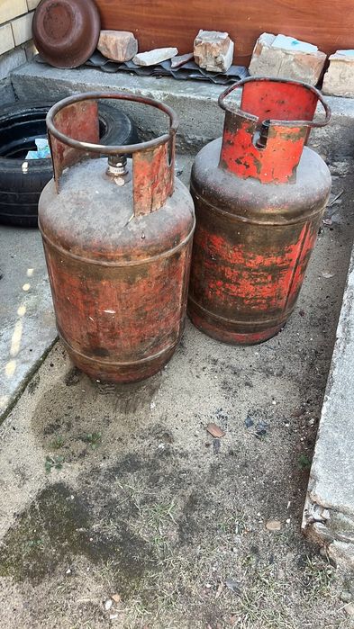Продам два газбалона