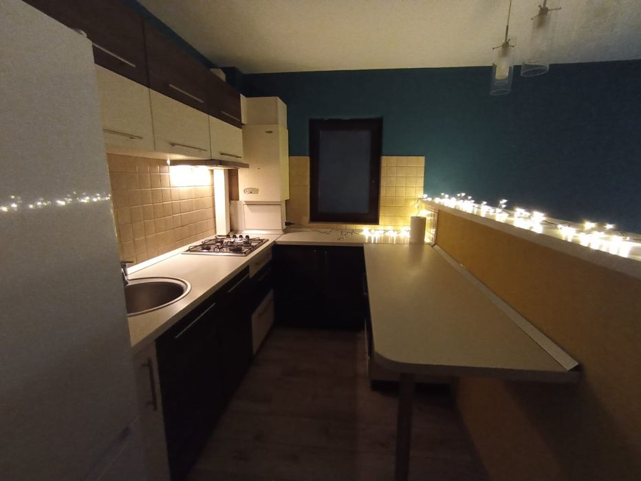 Proprietar, inchiriez apartament 2 camere, Bucium, loc de parcare