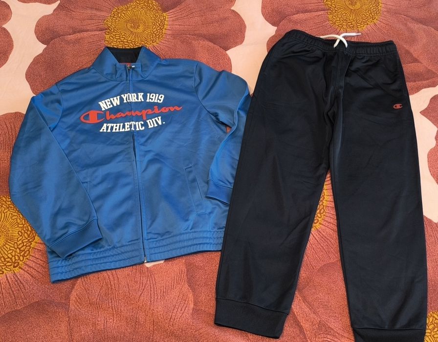 Нов детски спортен комплект Champion