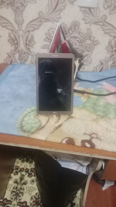 Samsung tab E ideal sastayana garantia dam  pasport kopia