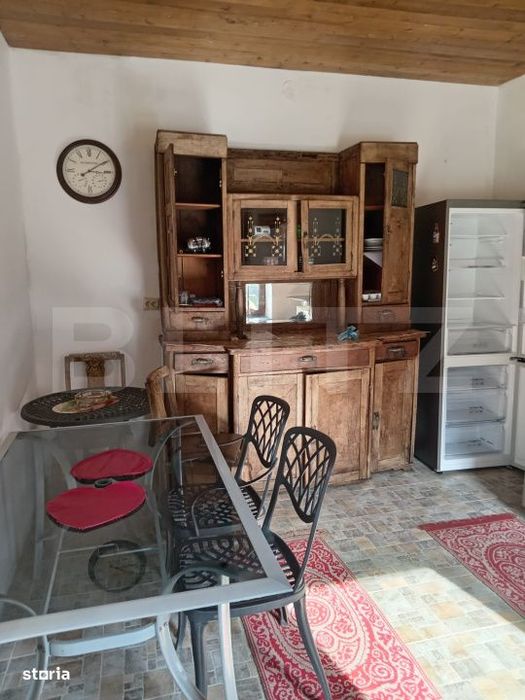 Casa complet renovata, 3 camere, teren 3800 mp – comuna Parau