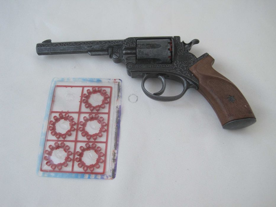 Robert Adams Ideal modell-капсен револвер играчка