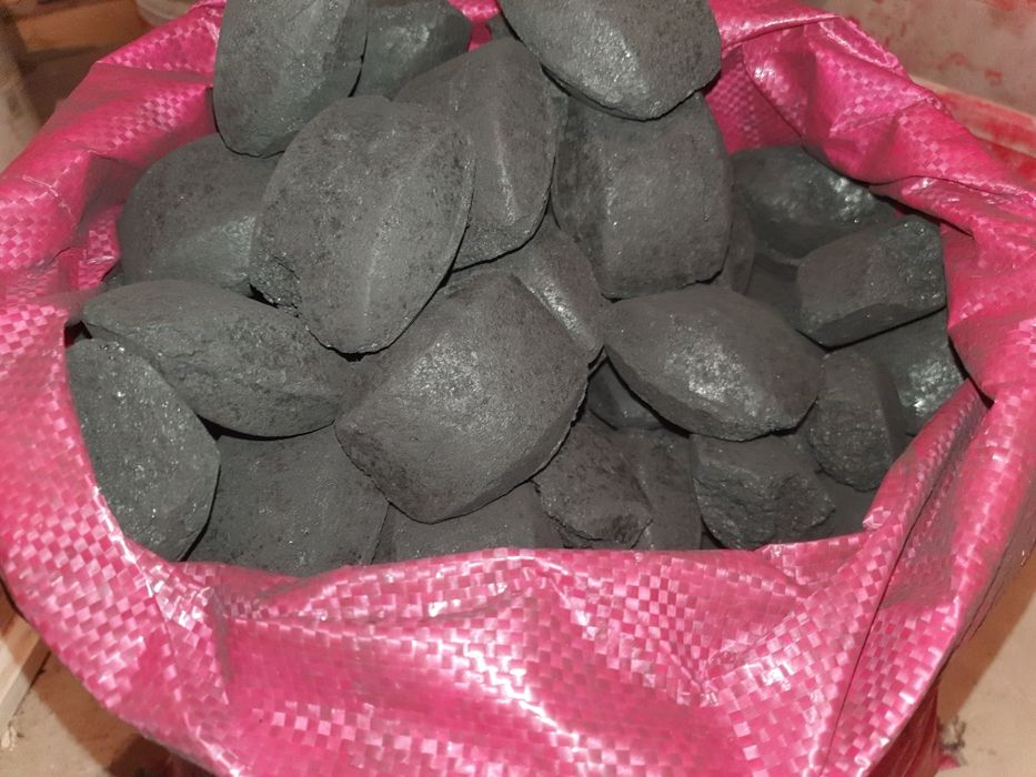 brichete din cocs petrolier