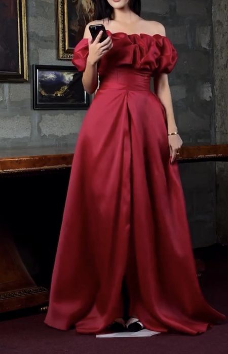 Продажа вечерных платьев