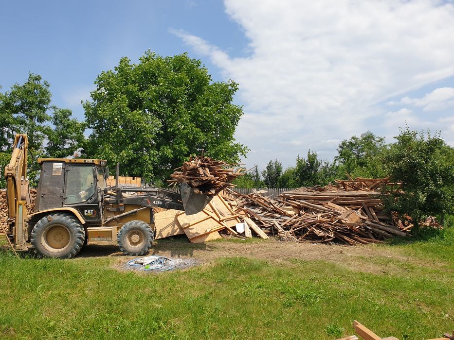 Inchiriez buldoexcavator