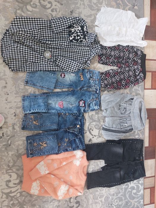 Продам вещи на девочку 7-8 лет