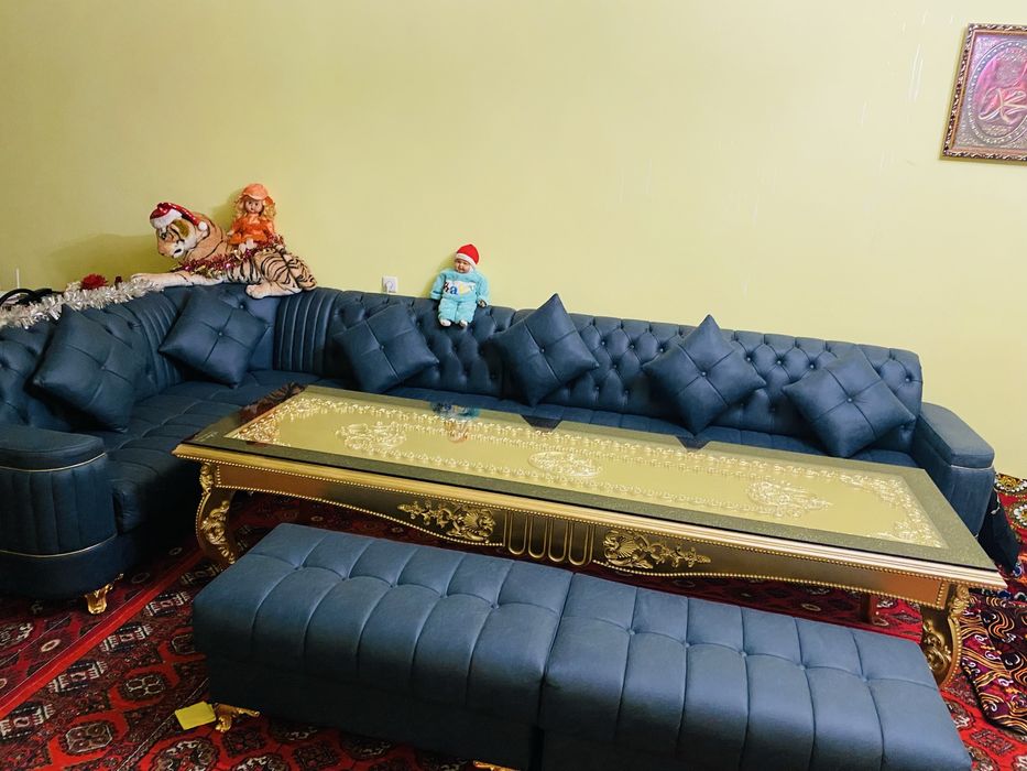 Ugaloq va ustar sotiladi