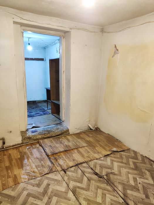 Сдается часть дома( 2 комнаты)