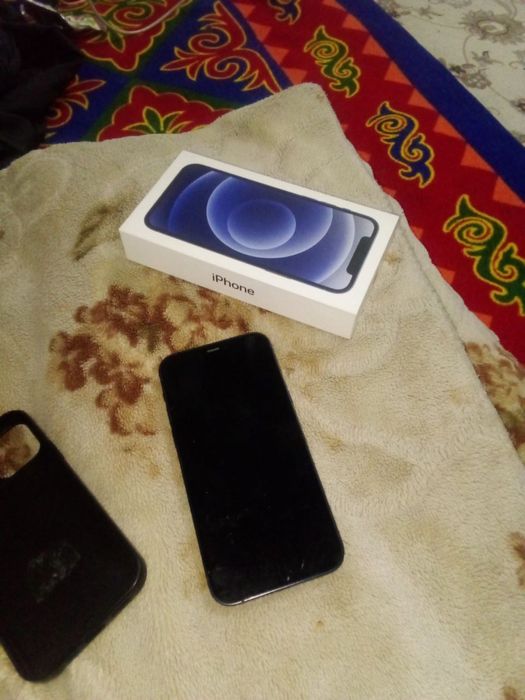 Iphone 12 б/у срочно
