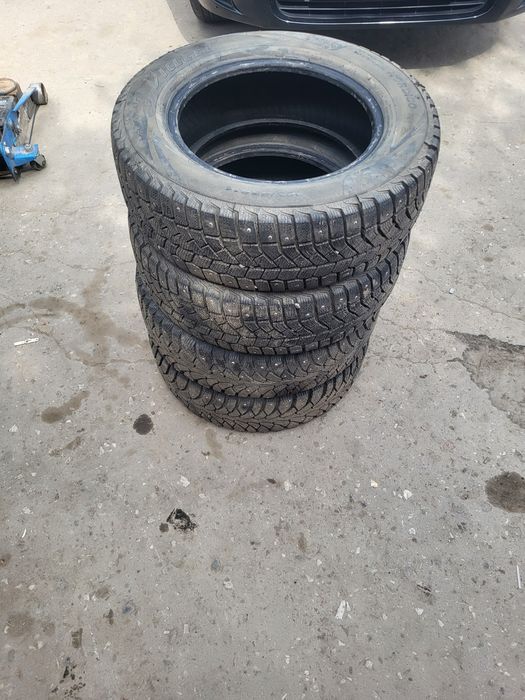 Продам зимний шина