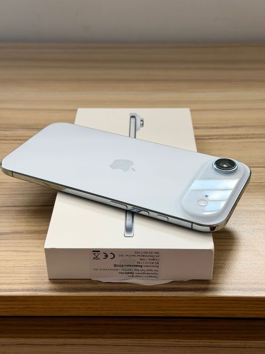 iPhone Air 256 GB Sky Blue чисто нов