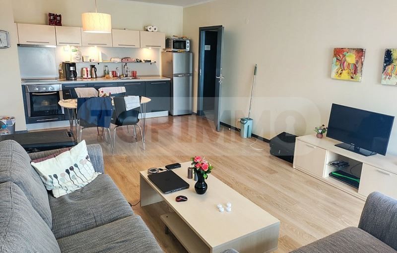 Продава се Двустаен апартамент в Бяла - 80 кв.м за 857 €/кв.м - Снимка #2