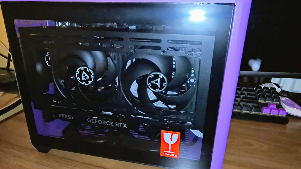 Mini-ITX Геймърскo PC, Ryzen 5700X, 32GB DDR4-3600, RTX 4060 TI 16GB