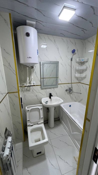 Сдается 1х комнатная квартира на 2 этаже Крытый рынок 250$